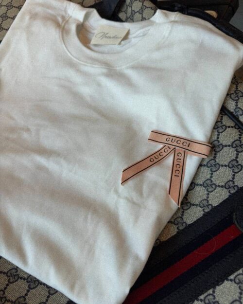 Unisex bow T-shirt, select the fabric