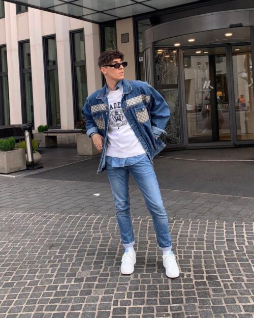 Unisex Levi’s Denim Jacket front, select the brand