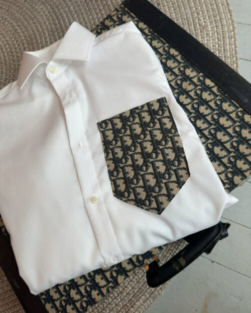 Unisex Blouse with pocket, select the fabric