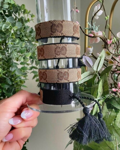 Adjustable bracelet monogram