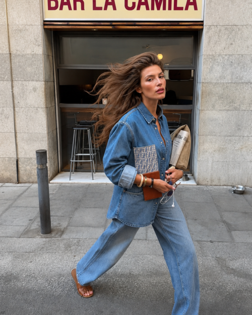 Oversized Denim blouse with pocket, select the brand