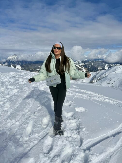 Limited unisex mint green puffer jacket - Image 4