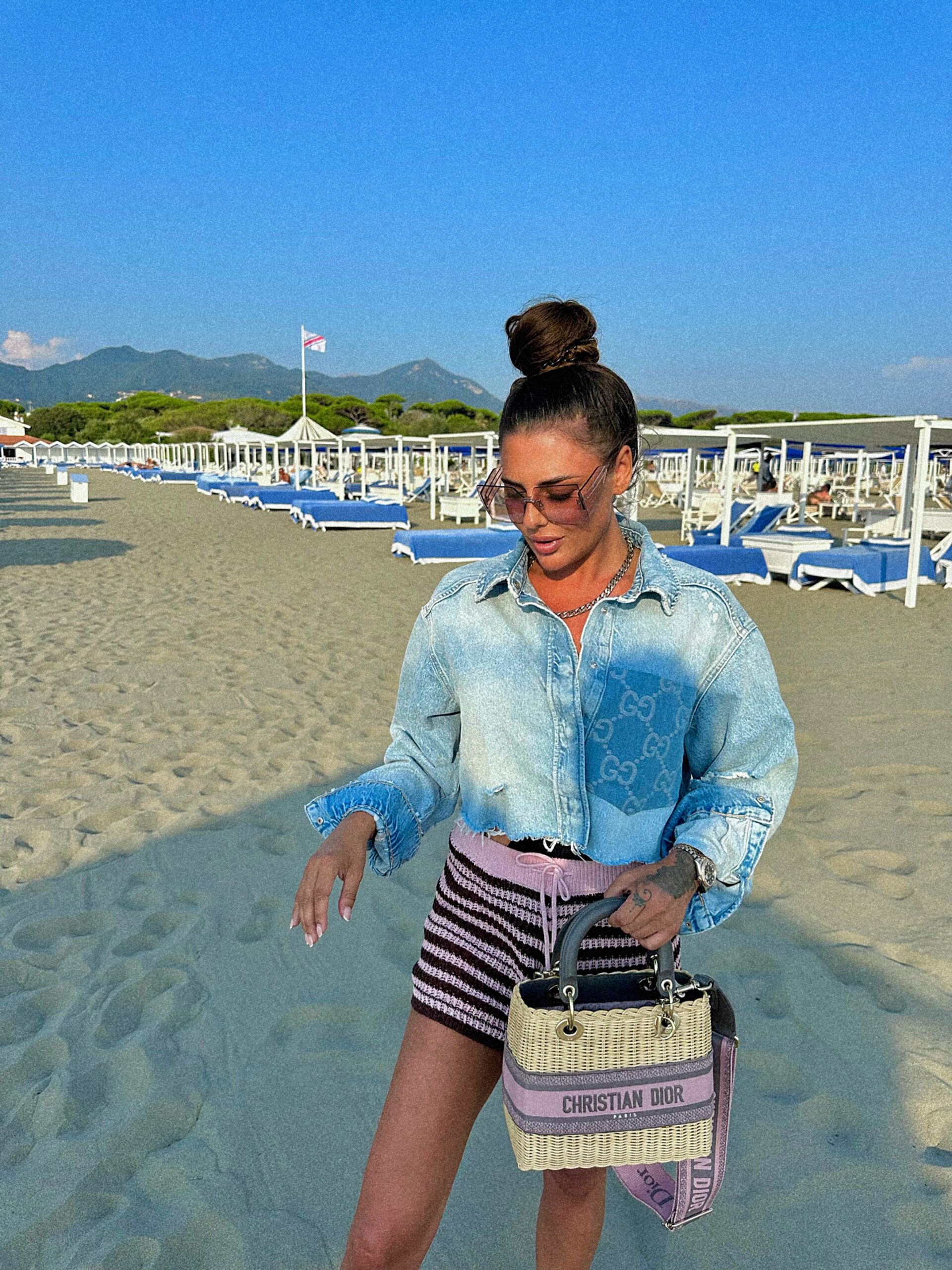 Oversized ripped denim blouse, select the fabric - Image 3