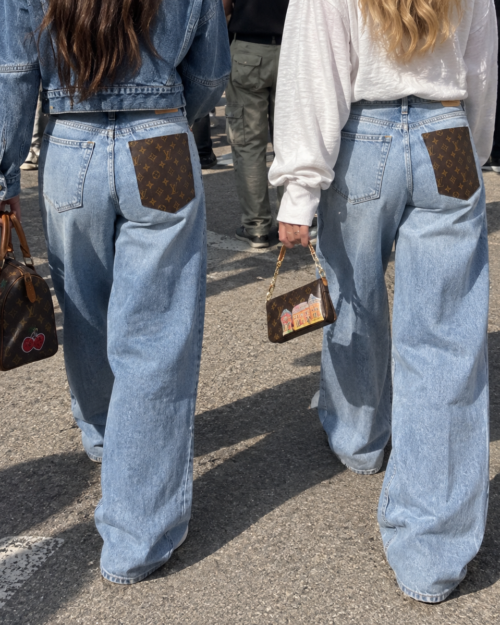 Jeans with pocket – create yours