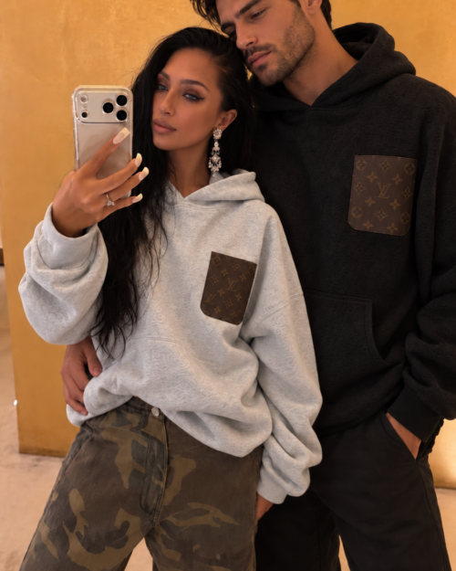Classic unisex hoodie – Create yours